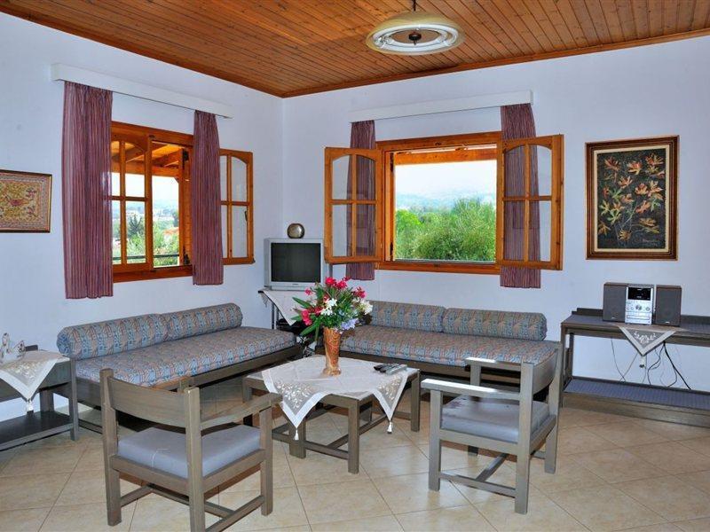 Lefkothea Villas With Large Pool, Bbq & Playground Adelianos Kampos Exterior foto
