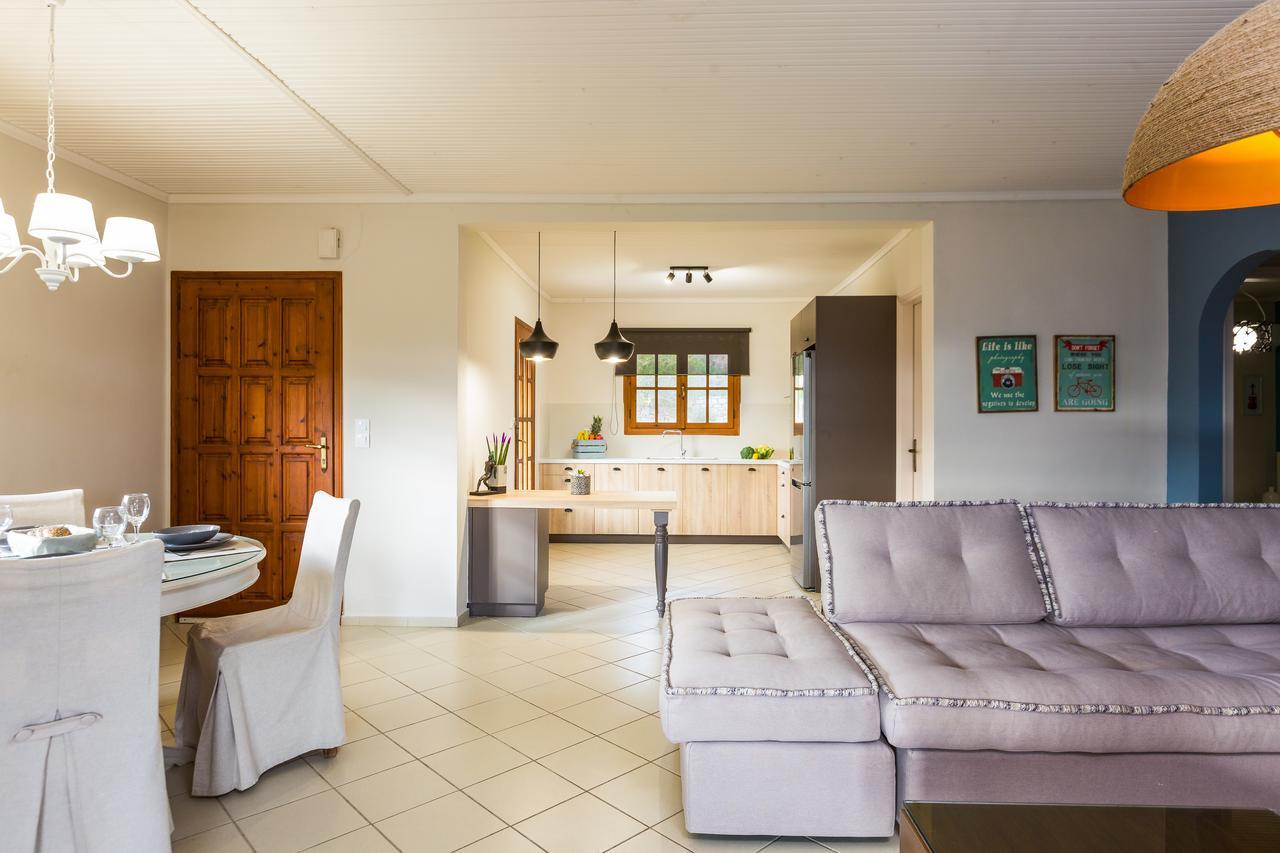 Lefkothea Villas With Large Pool, Bbq & Playground Adelianos Kampos Exterior foto